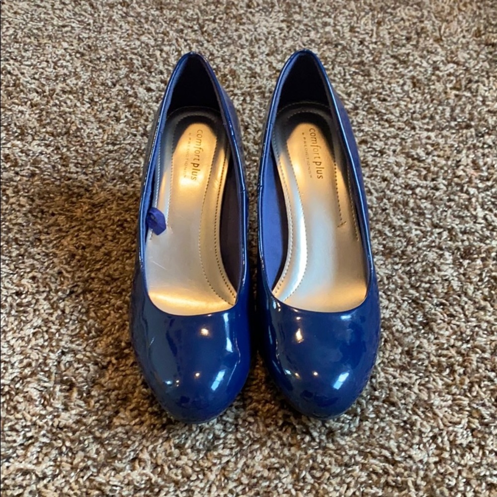 Blue Heels - Picture 2 of 3